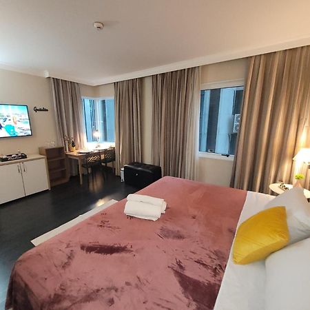 Super Comfort Flats L - Wtc - Com Estacionamento เซาเปาโล ภายนอก รูปภาพ